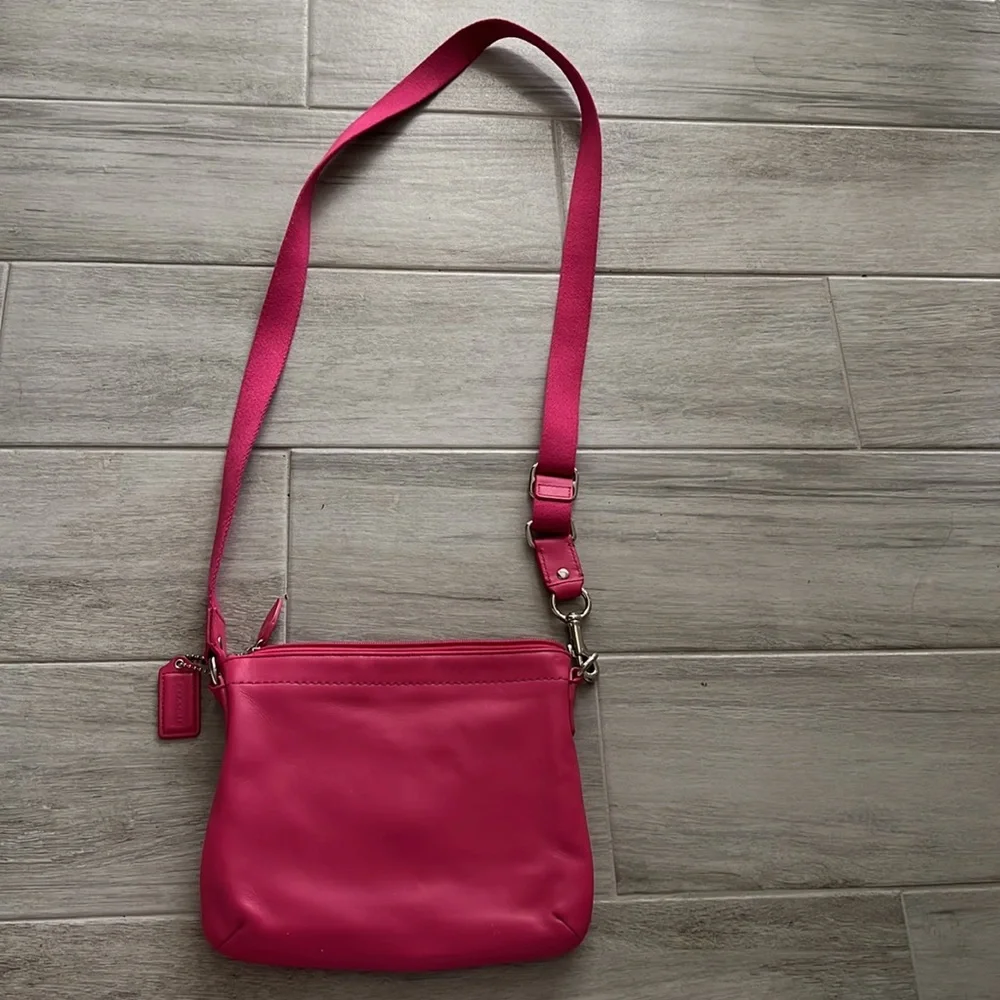 Coach Purse - Picture 5 of 9